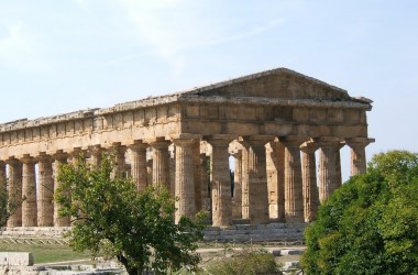 Paestum, tre templi dorici e migliaia di mozzarelle di bufala