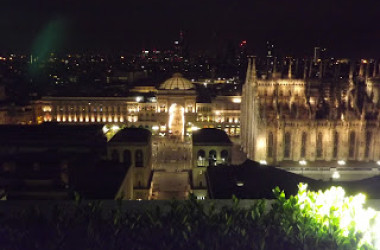 Milano dall’alto, dalla Terrazza Martini e sotto le stelle…