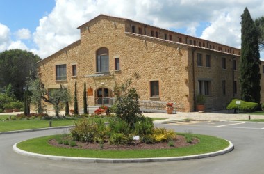 La Tabaccaia di Castelfalfi: recupero di architettura industriale