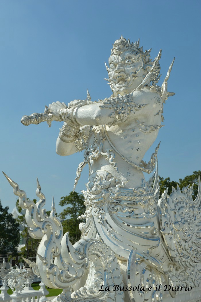 white temple Chiang Rai
