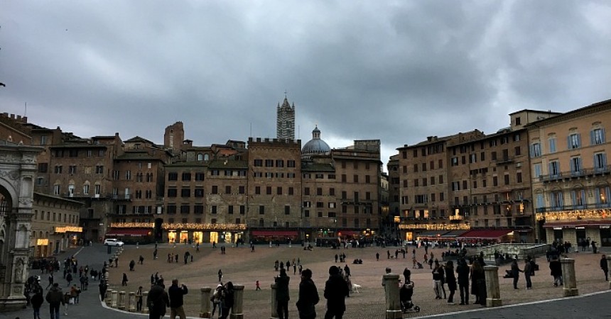 Vieni a visitare Siena a Natale: è scintillante magia!
