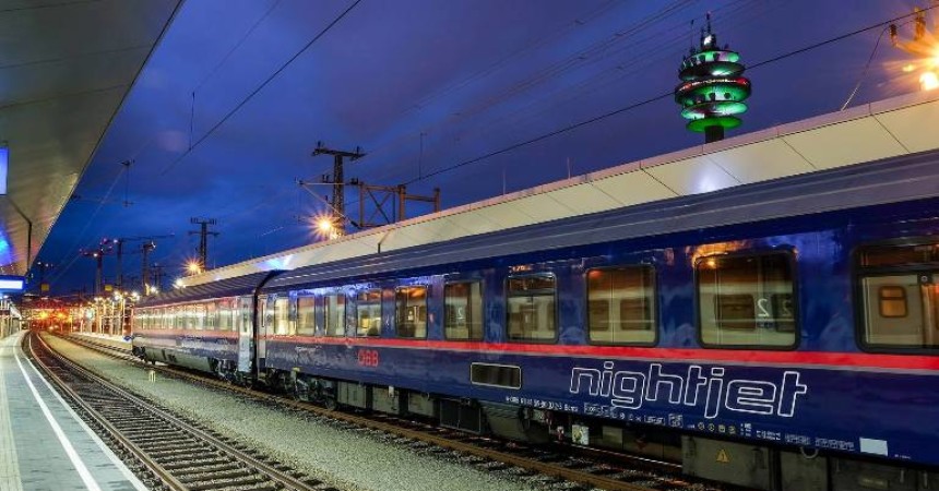 Salisburgo è vicino con il treno Nightjet