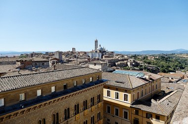 A Siena visitare Palazzo Salimbeni è possibile!