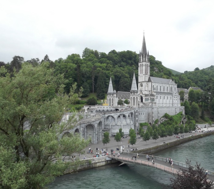 Il Santuario di Lourdes 1