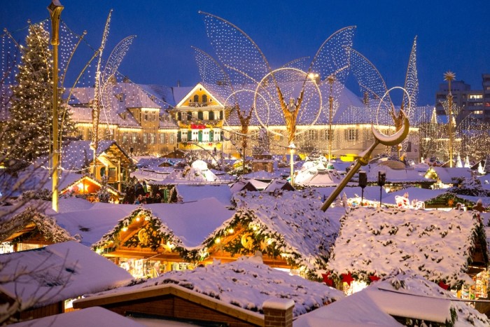 Weihnachtsmarkt_Schnee