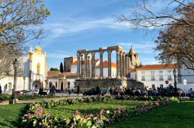 Itinerario per visitare Evora, bella città dell’Alentejo