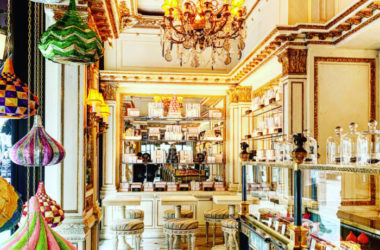 Cafè Pouchkine: una pausa lussuosa a Parigi