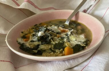 La ricetta della zuppa toscana di cavolo nero e cannellini