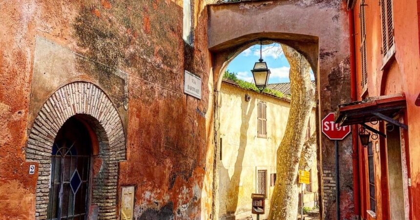 Visitare Isola Farnese: piccolo borgo di Roma